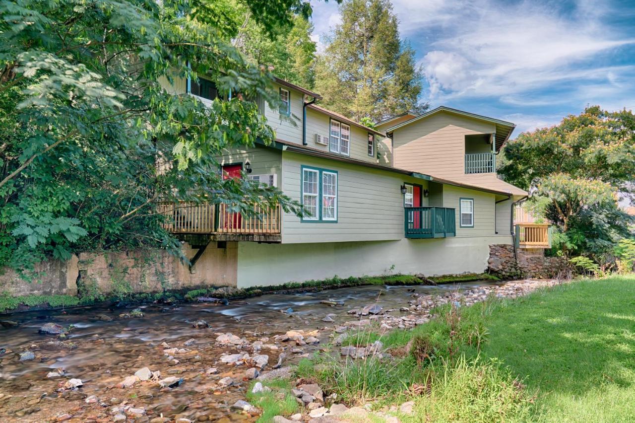 Newly Remodeled Motel In Gatlinburg! Bagian luar foto