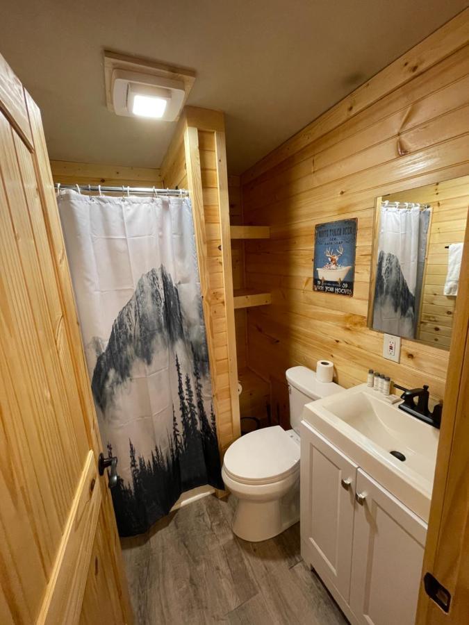 Newly Remodeled Motel In Gatlinburg! Bagian luar foto